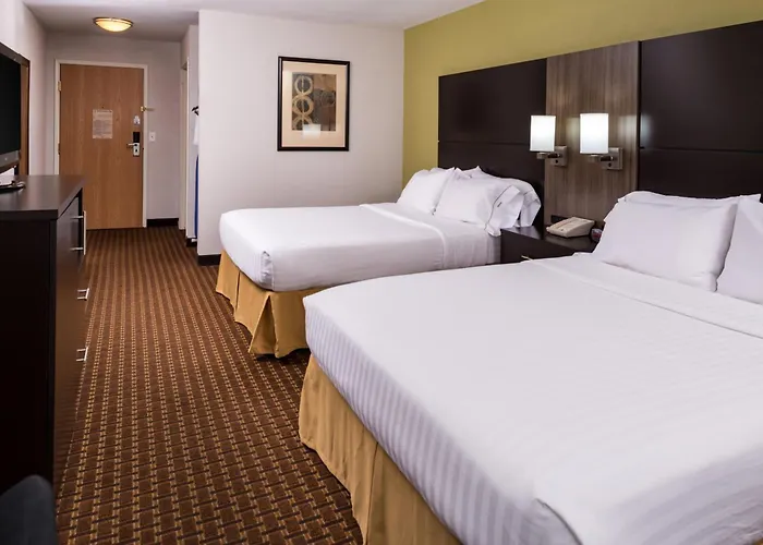 Holiday Inn Express & Suites Bucyrus By Ihg