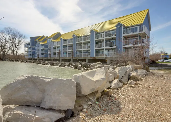 Waterfront Middle Bass Condo W/ Lake Erie Views!